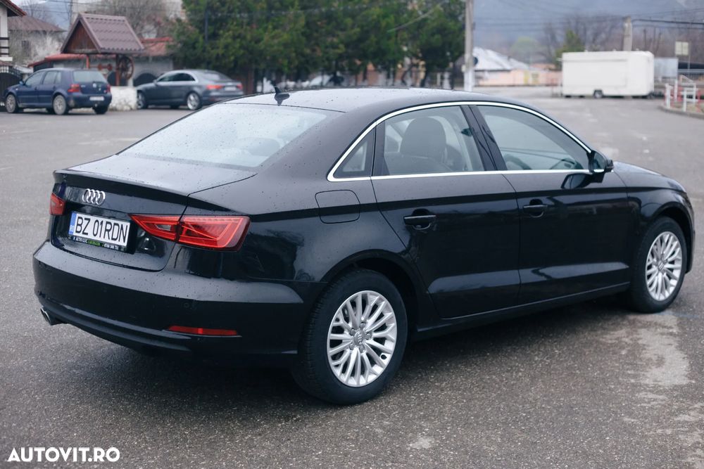 Audi A3 ack 2.0 TDI clean Stronic Ambiente - 3