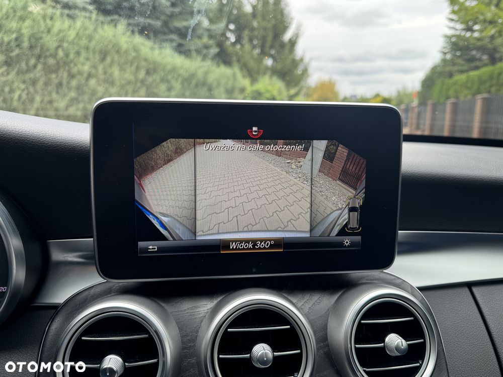 Mercedes-Benz Klasa C 250 (BlueTEC) d 7G-TRONIC AMG Line - 22