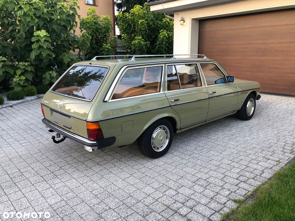 Mercedes-Benz W123 - 3