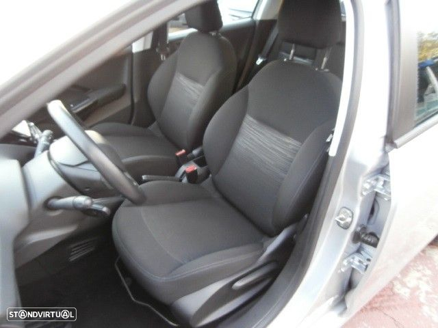 Peugeot 208 1.0 VTi Active - 10