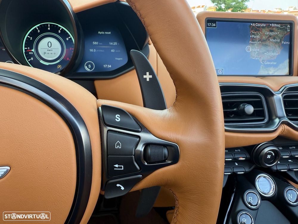 Aston Martin Vantage Roadster V8 - 17