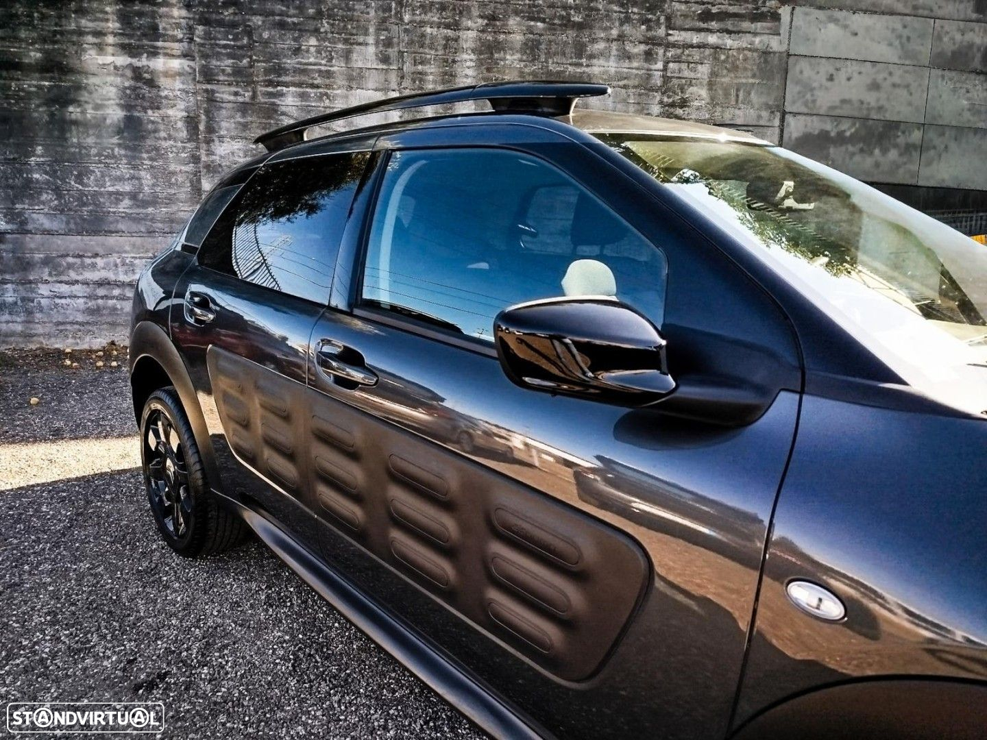 Citroën C4 Cactus 1.2 PureTech Shine EAT6 - 12