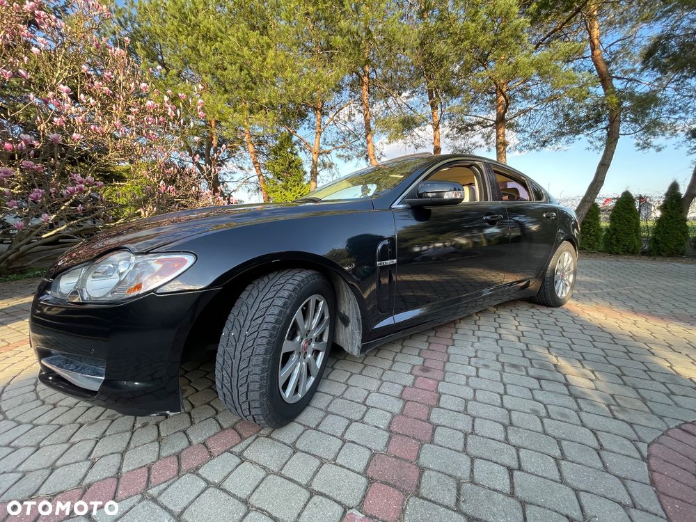 Jaguar XF 2.7 V6 Luxury - 9