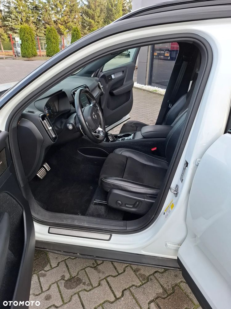 Volvo XC 40 T5 AWD R-Design - 8