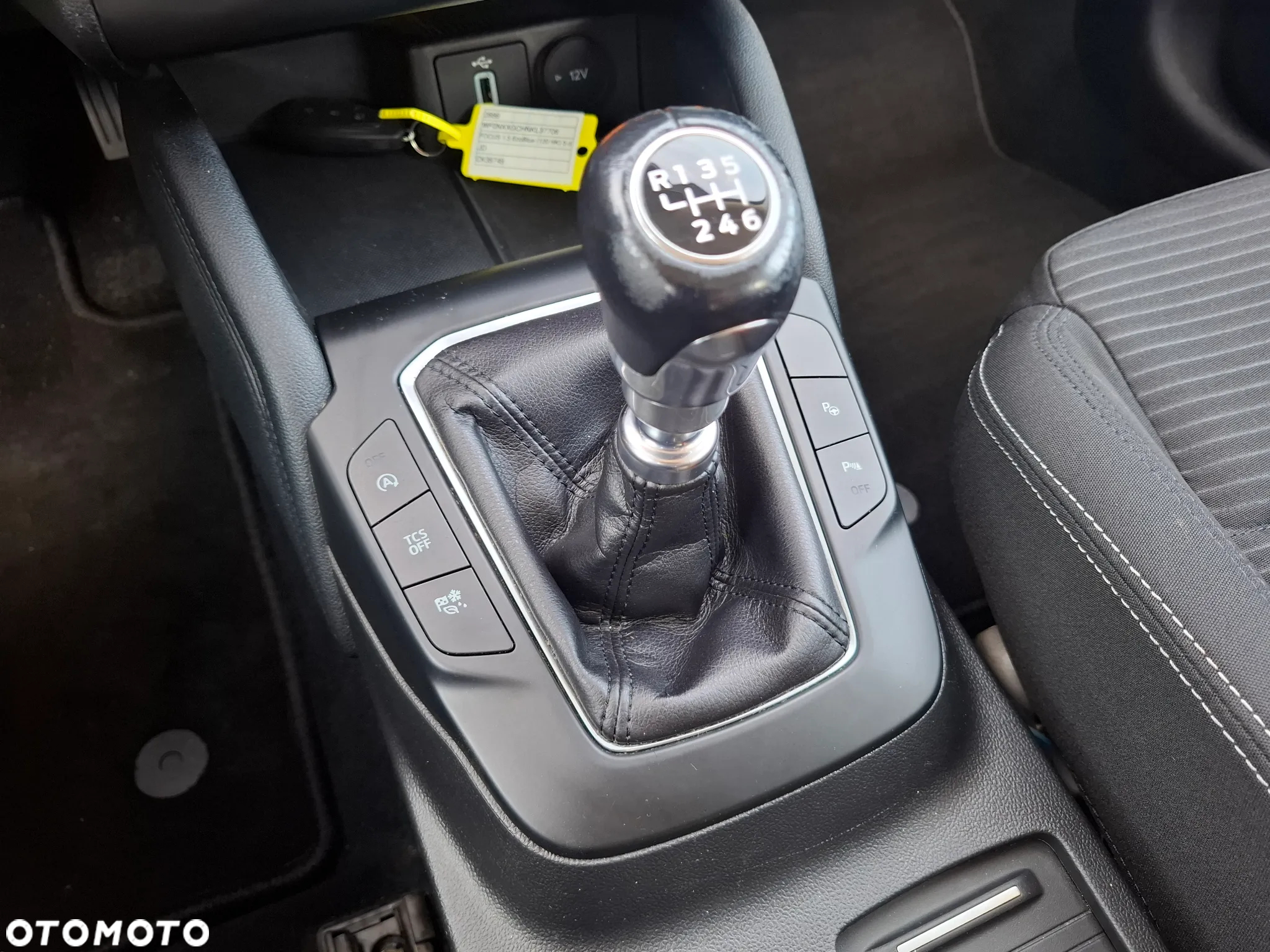 Ford Focus 1.5 EcoBlue Start-Stopp-System TITANIUM STYLE - 24