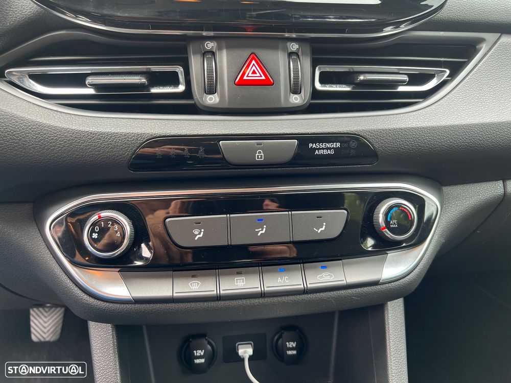 Hyundai i30 SW 1.6 CRDi Style Plus - 21