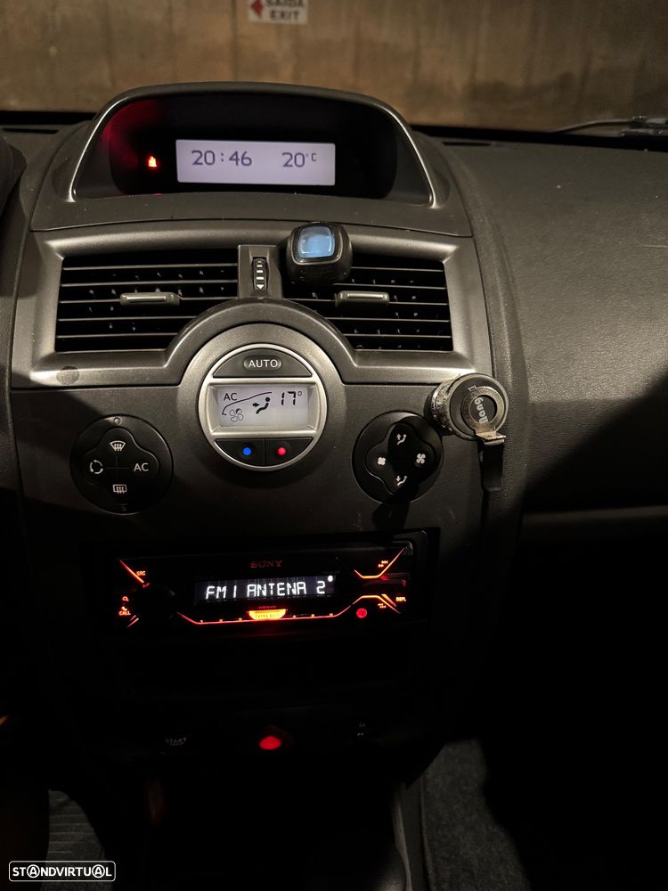 Renault Mégane Break 1.5 dCi Confort - 6