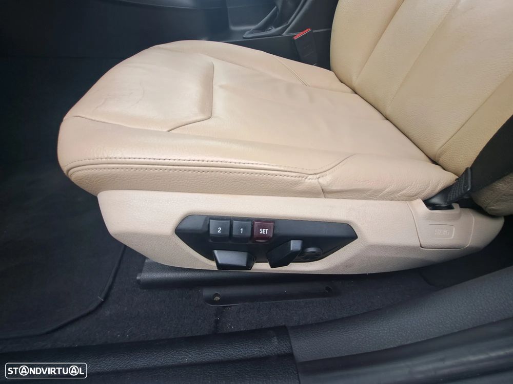 BMW 116 d EDynamics Line Urban - 22