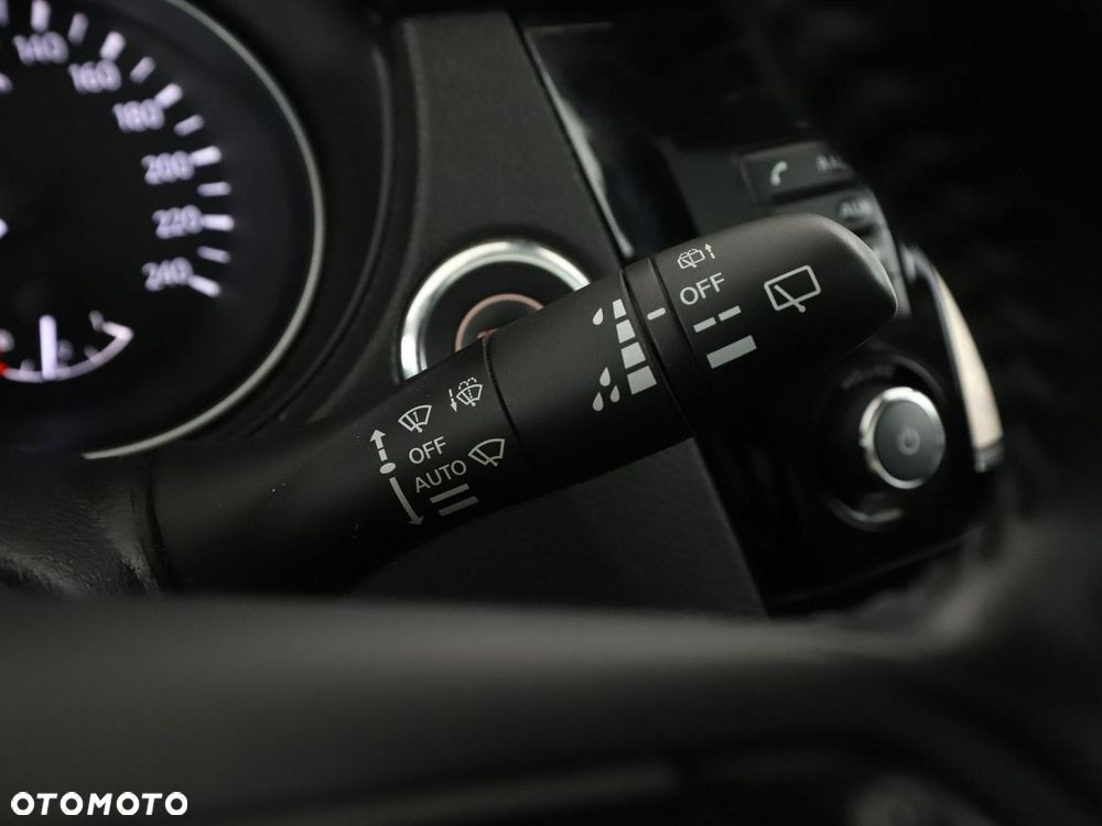 Nissan Qashqai 1.2 DIG-T N-Connecta - 30