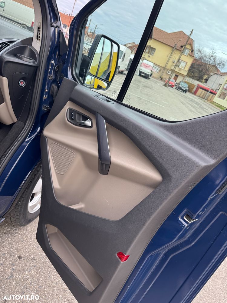 Ford Tourneo Custom 310 L2H1 VA Trend - 12