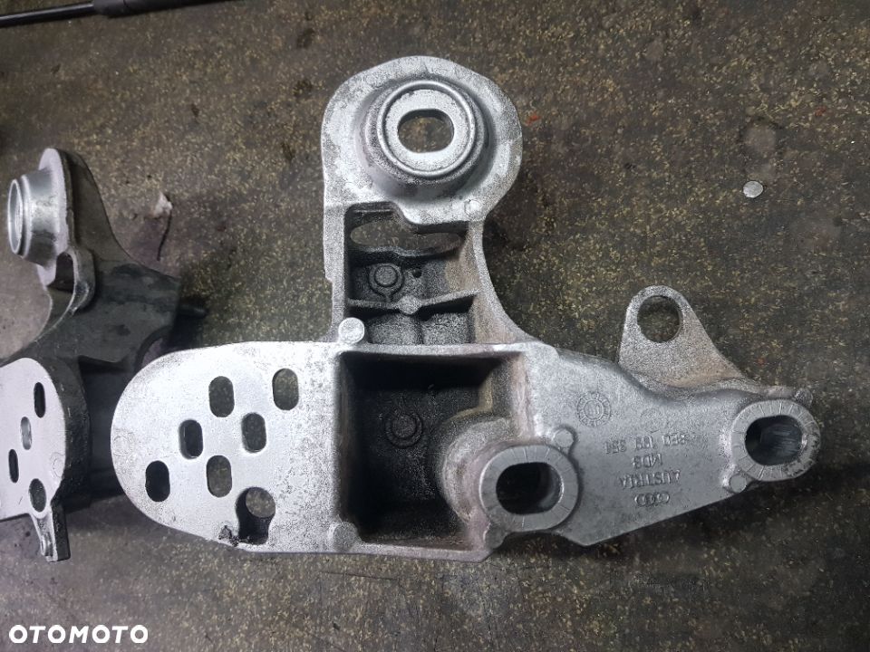 AUDI A4 B6 B7 EXEO Łapa podpora Mocowanie Stabilizatora Poduszki Silnika 8E0199351 8E0199352 WYSYŁKA !!! - 2