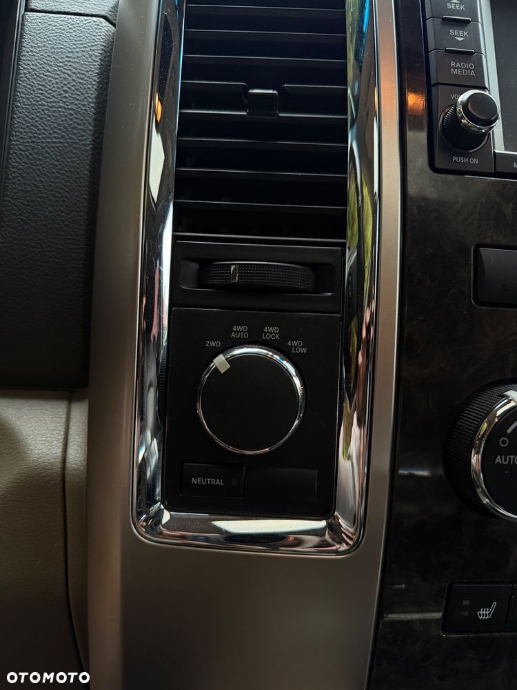 Dodge RAM 5.7 4x4 - 17