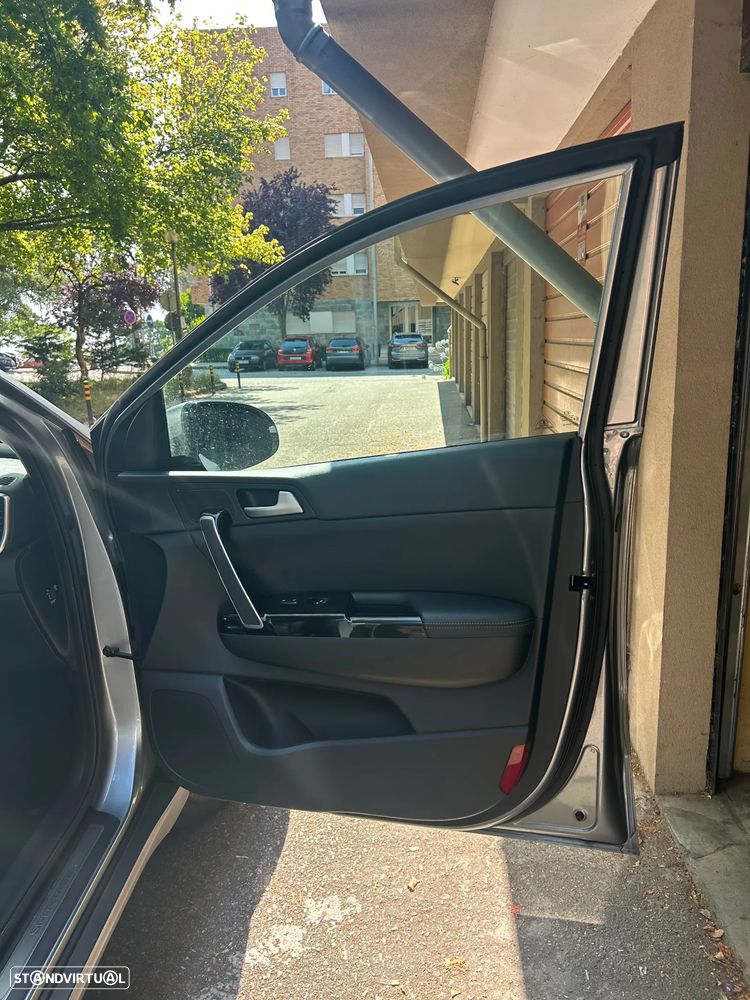 Kia Sportage - 16
