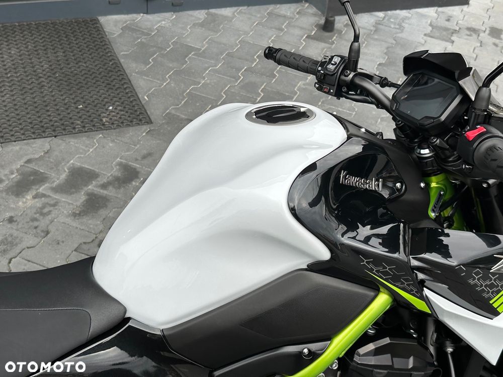 Kawasaki Z 900 - 13