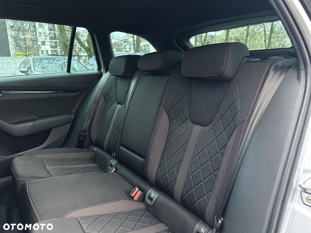 Skoda Octavia 2.0 TDI 4x4 RS DSG - 35