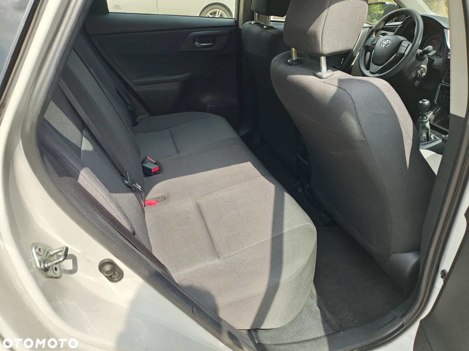 Toyota Auris - 14