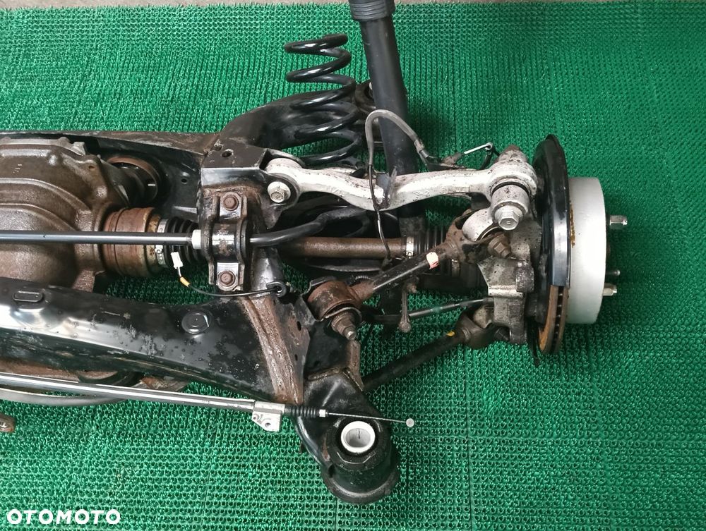 LEXUS IS 2.5h 13-16r Zawieszenie Belka Tył Kompletne - 2