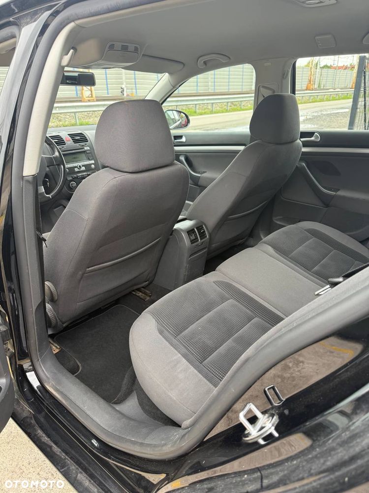 Volkswagen Golf 1.9 TDI Comfortline - 21