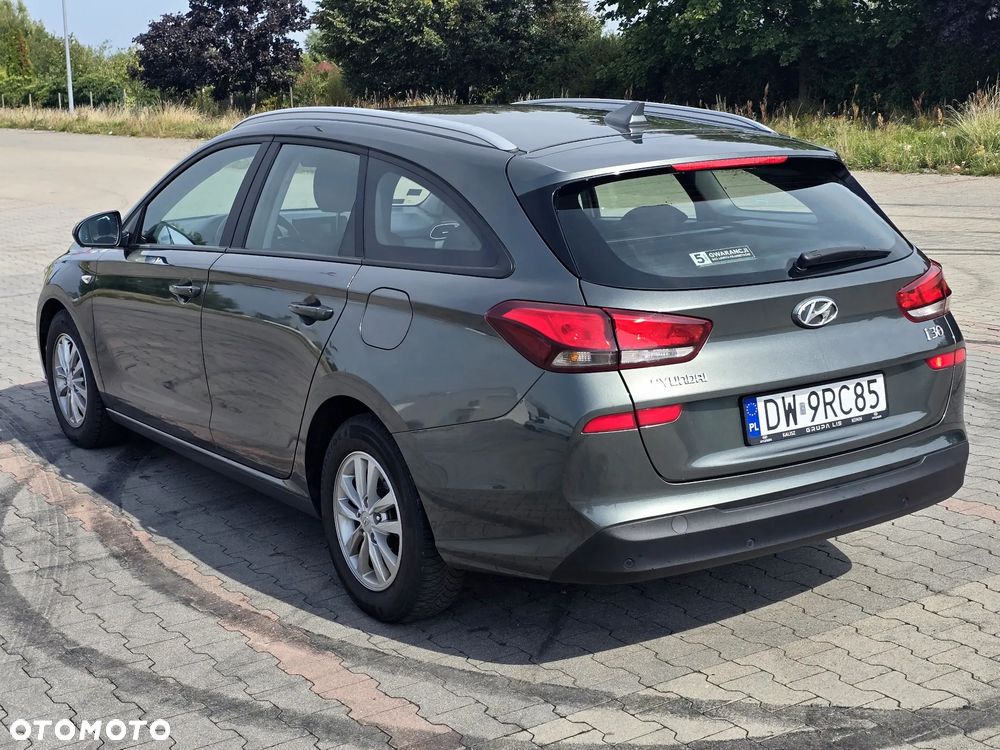 Hyundai i30 1.0 T-GDI Classic + DCT - 4