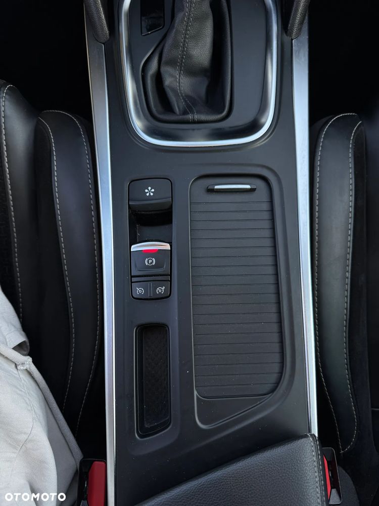 Renault Megane ENERGY dCi 110 EDC LIMITED - 15