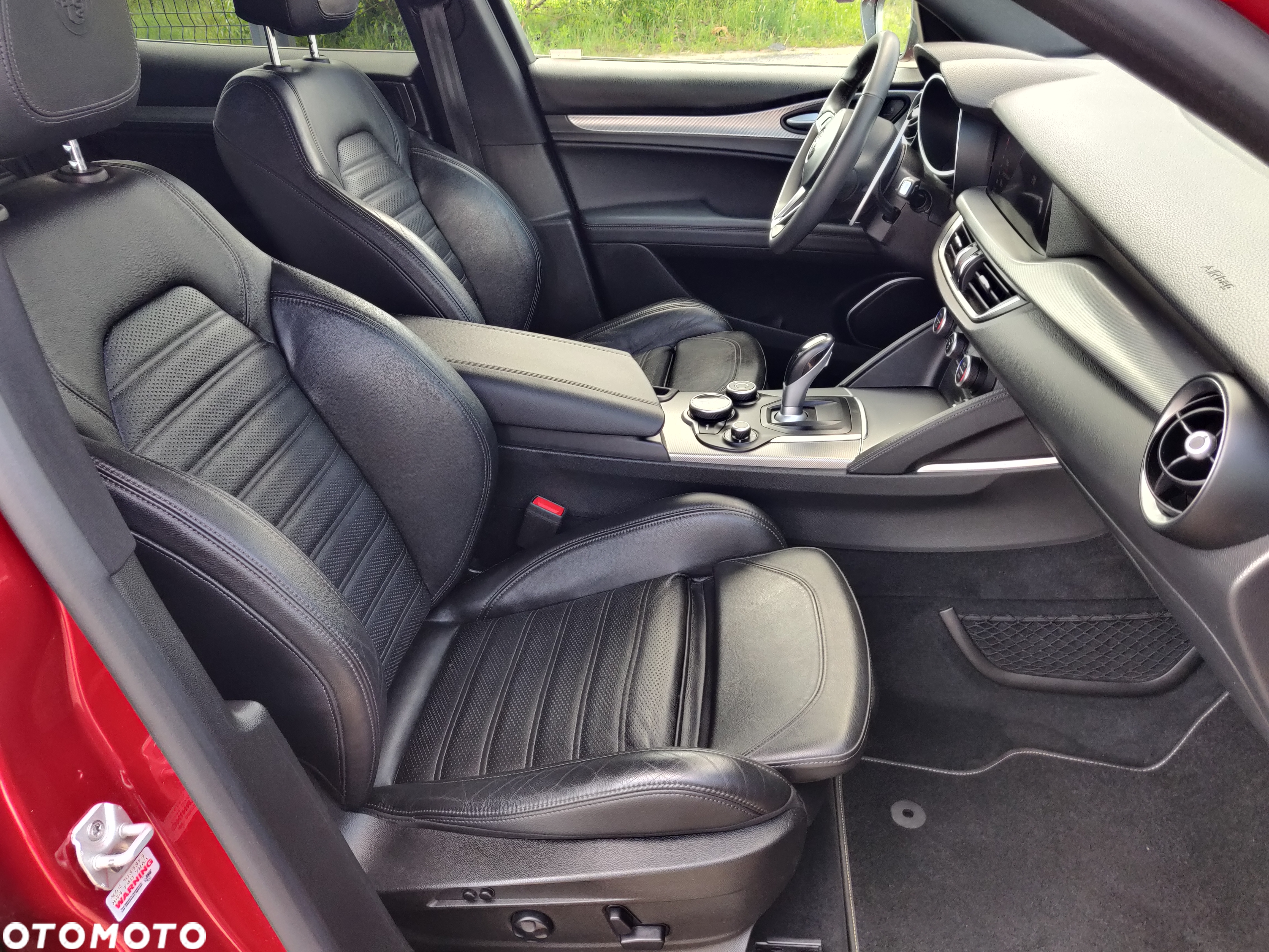 Alfa Romeo Stelvio - 13