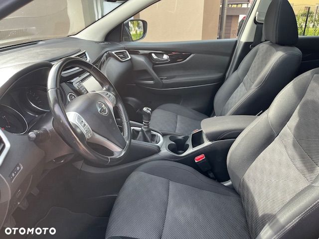 Nissan Qashqai 1.5 dCi DPF I-Way - 16