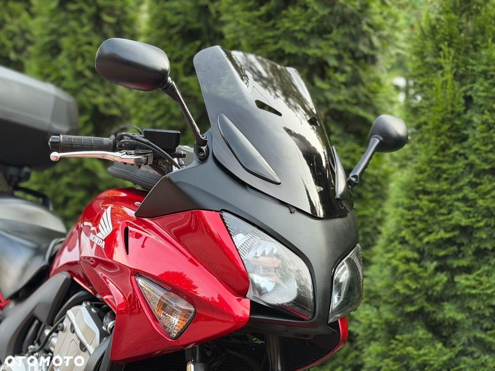 Honda CBF - 11