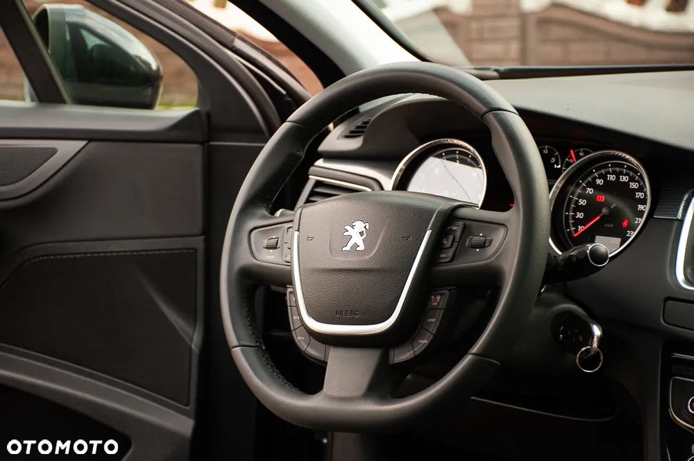 Peugeot 508 SW HDi FAP 140 Family - 24