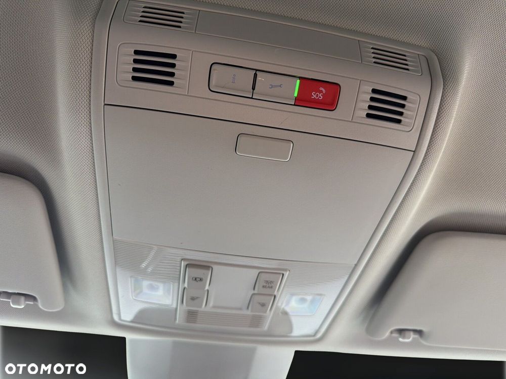 Skoda Superb 2.0 TDI SCR Style DSG - 31