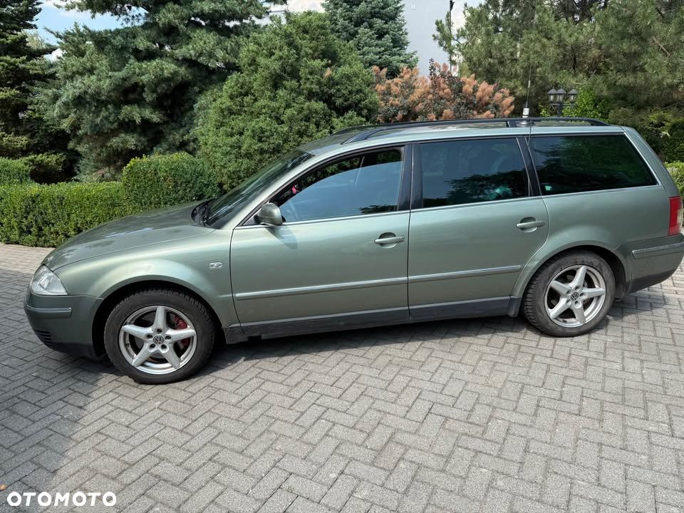 Volkswagen Passat 2.3 V5 Comfortline - 9