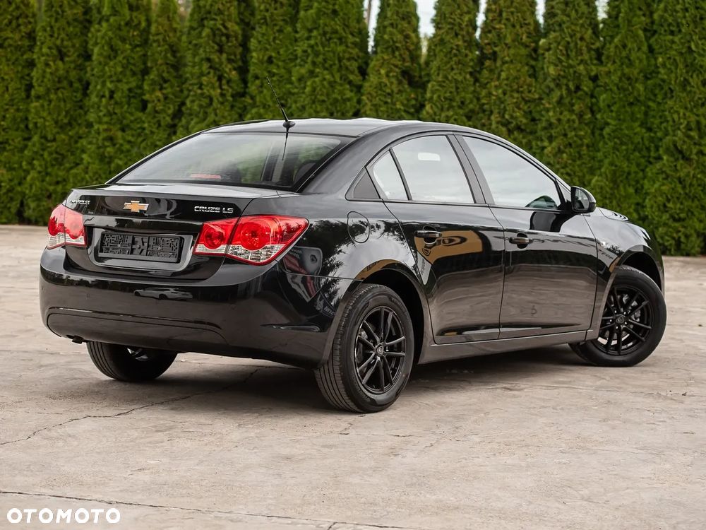 Chevrolet Cruze 1.6 - 13