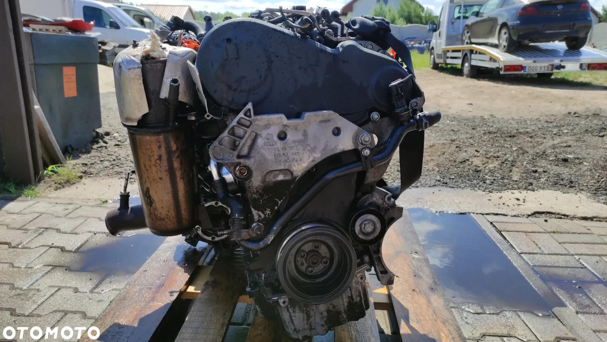 Silnik VW Caddy Audi 1.6 diesel kod: CAYD - 13
