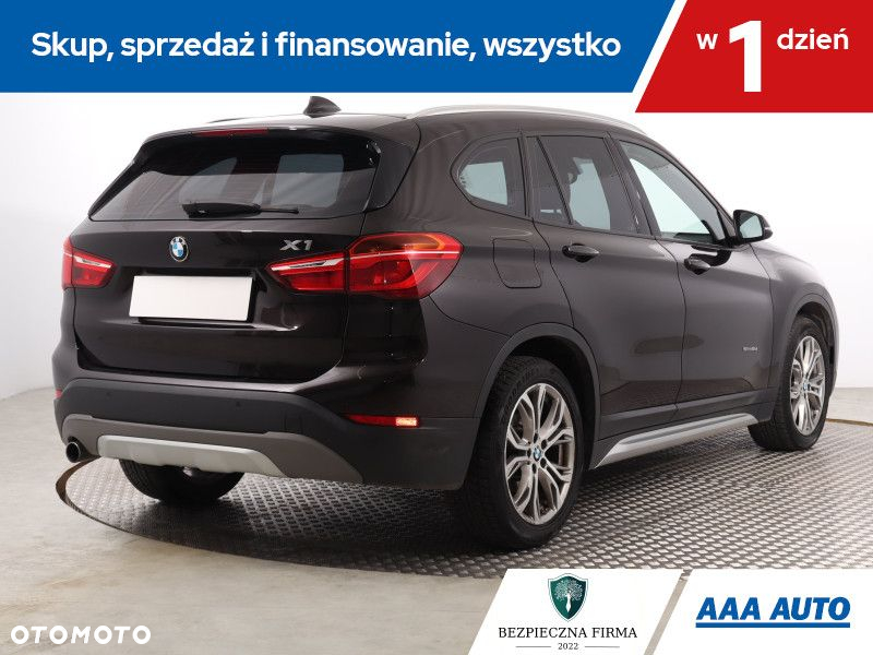 BMW X1 - 6