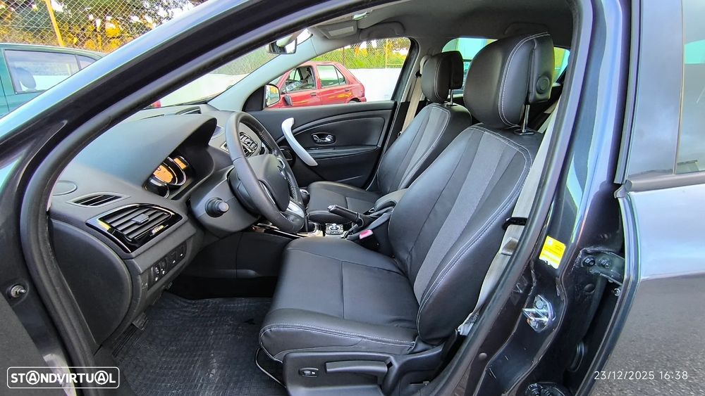 Renault Mégane ENERGY dCi 110 Start & Stop Bose Edition - 17