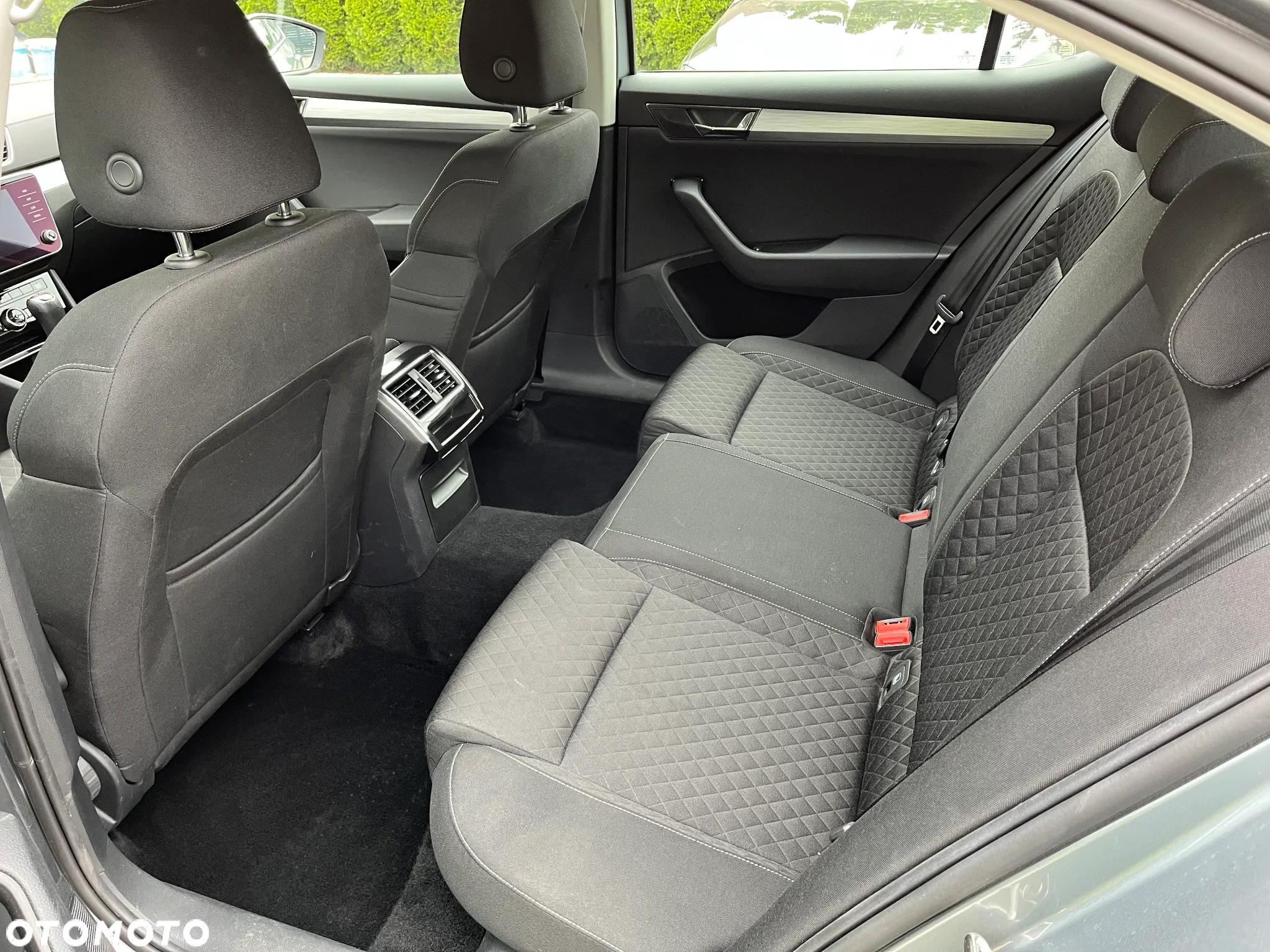 Skoda Superb 2.0 TDI SCR Ambition DSG - 7