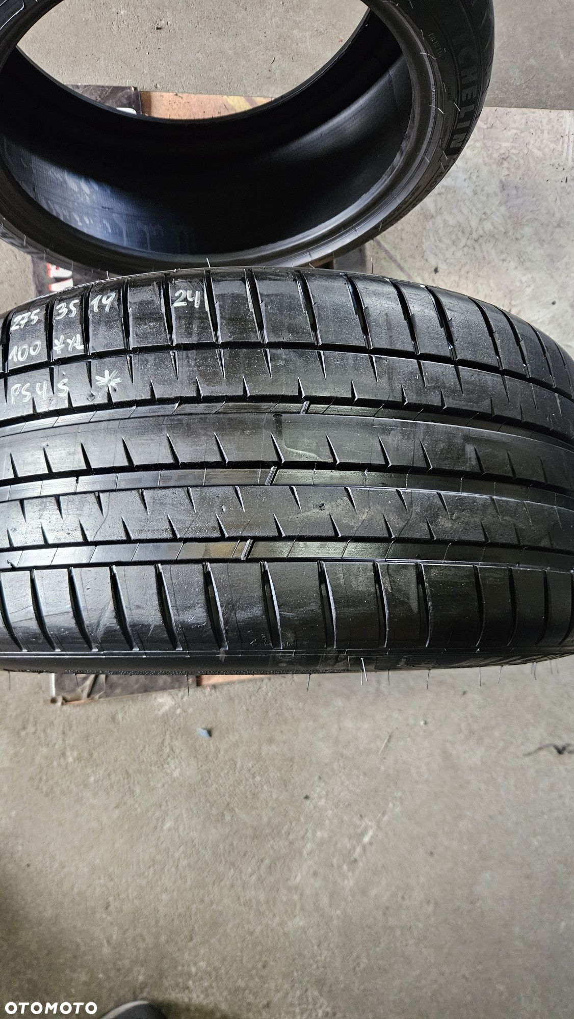 opona używana 275/35R19 Michelin Pilot Sport 4S * - 3