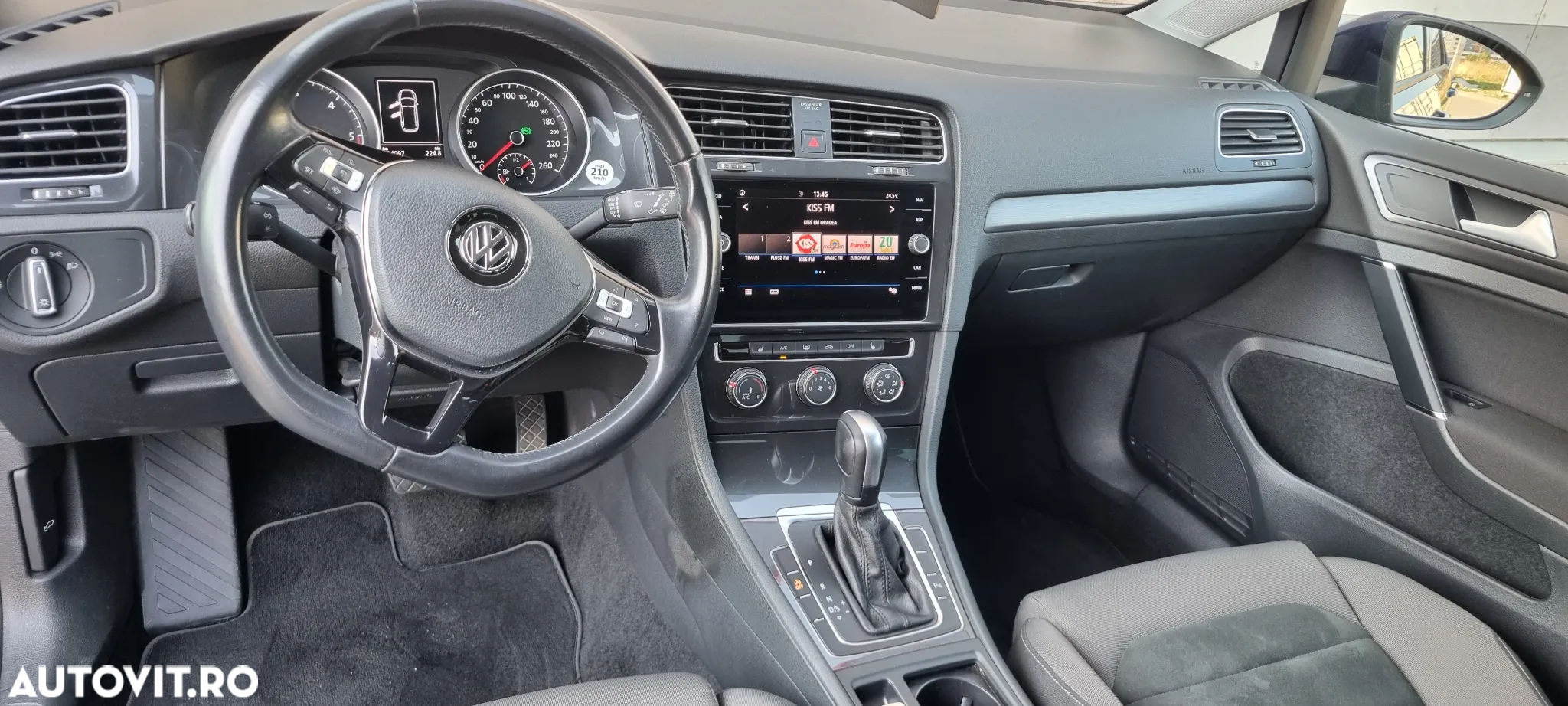 Volkswagen Golf 2.0 TDI SCR DSG Comfortline - 22