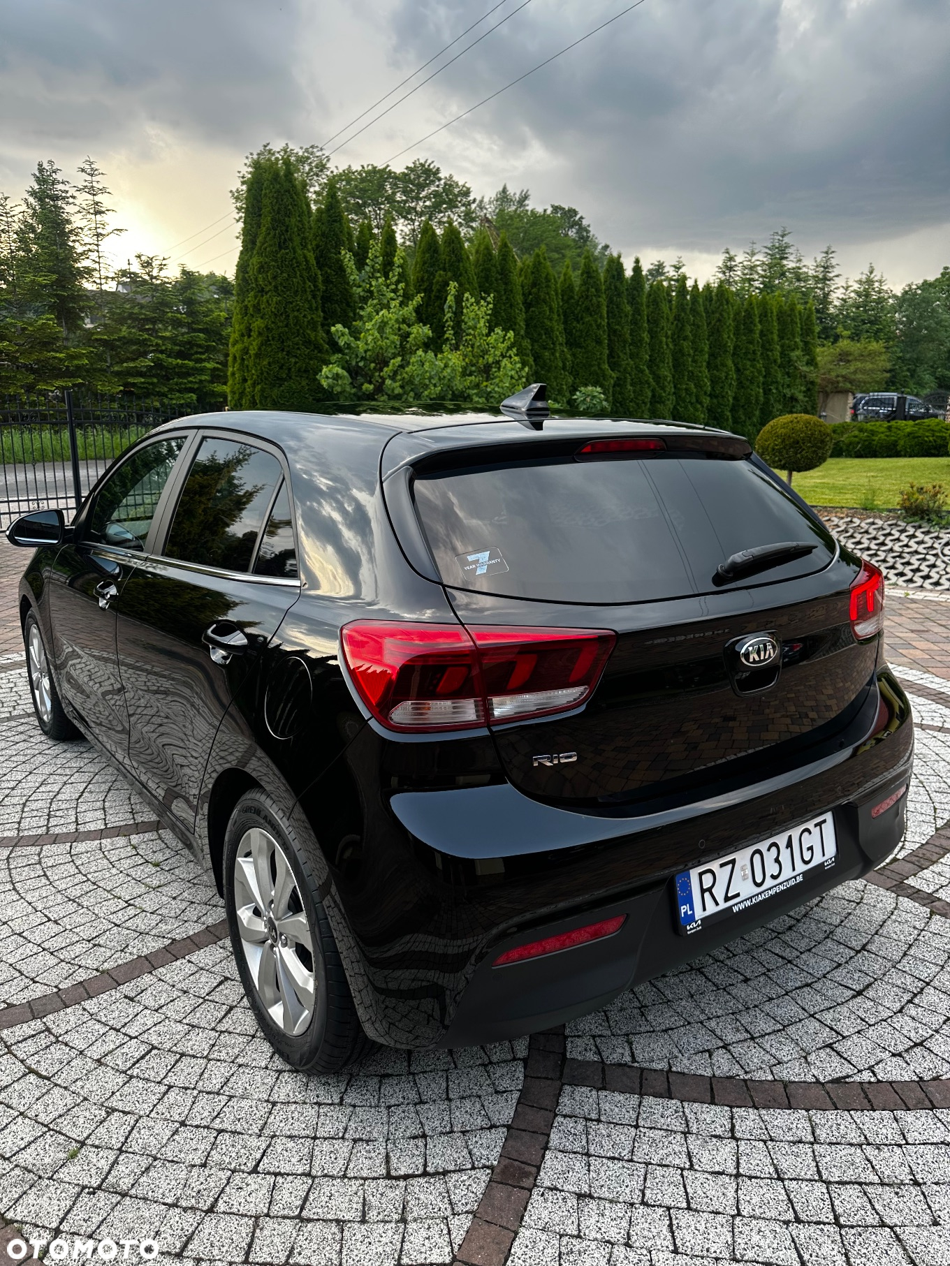 Kia Rio 1.2 L Business Line - 9