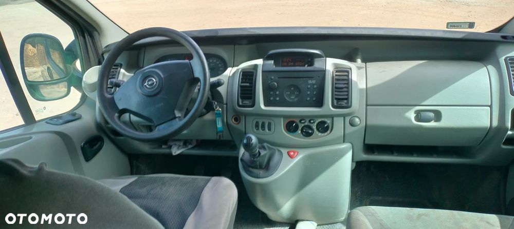 Opel Vivaro - 16