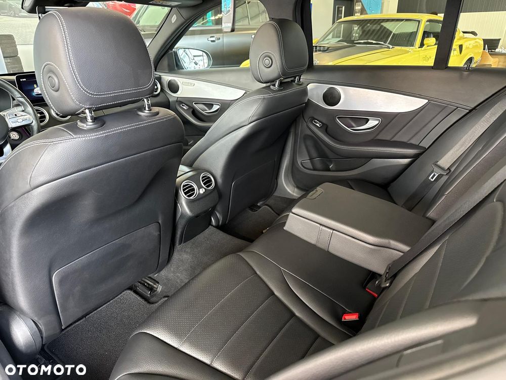 Mercedes-Benz Klasa C 200 d 9G-TRONIC AMG Line - 8