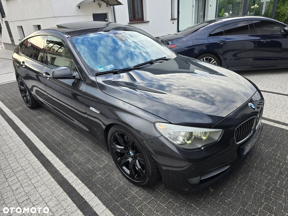 BMW 5GT 550i - 25