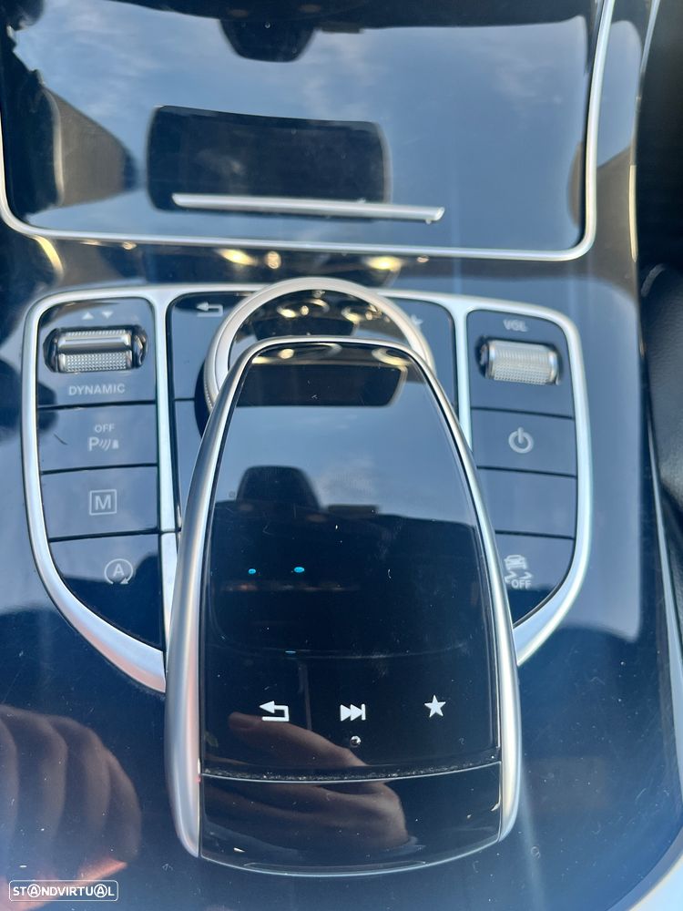 Mercedes-Benz GLC 220 d 4Matic 9G-TRONIC AMG Line - 24