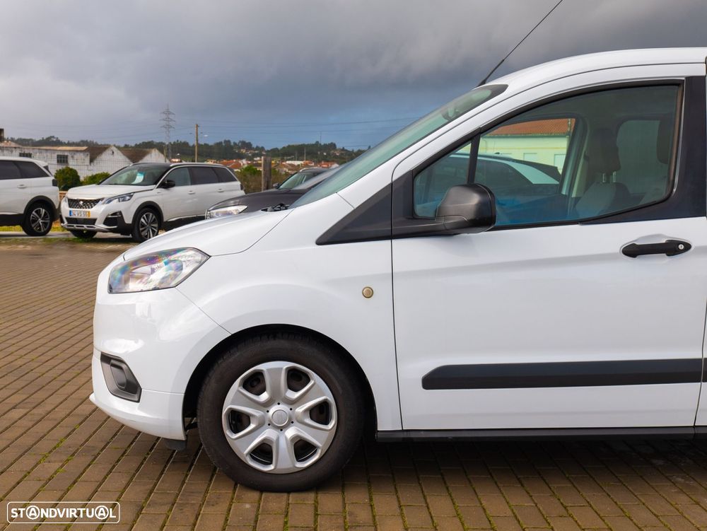Ford Tourneo Courier 1.5 TDCi Ambiente - 5