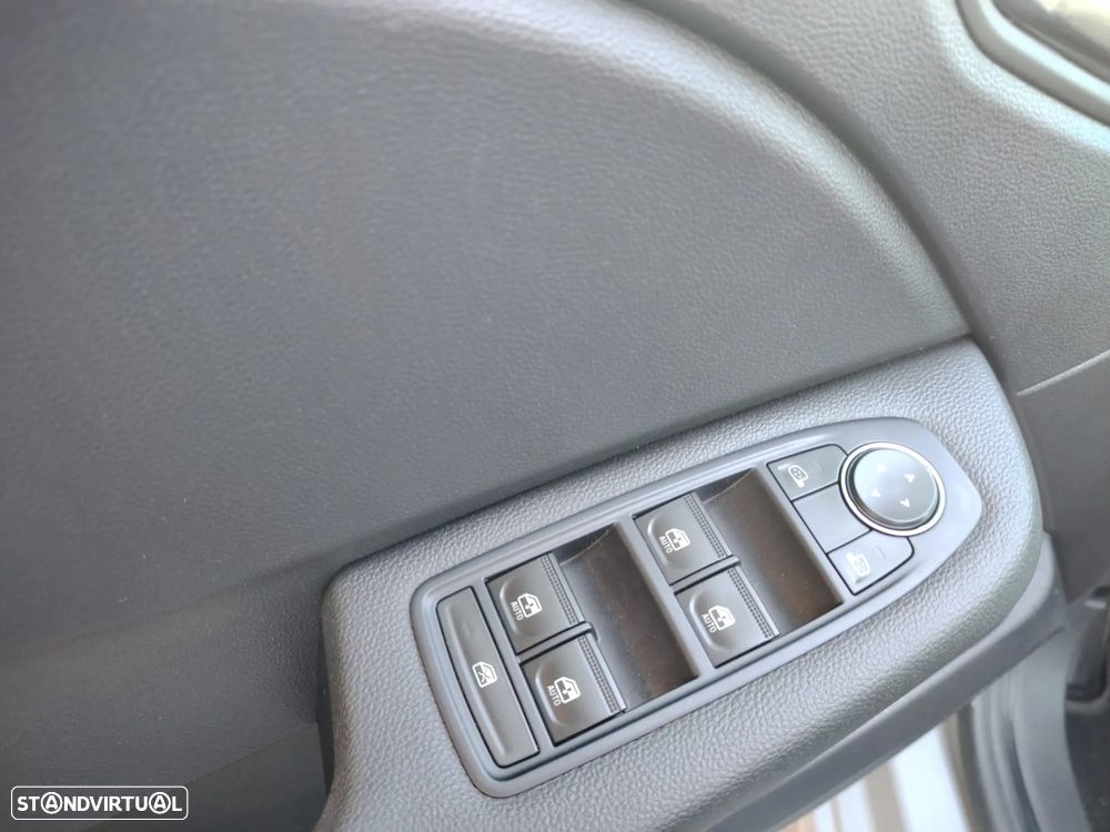 Renault Clio 1.5 Blue dCi Evolution - 13