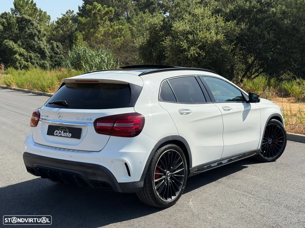 Mercedes-Benz GLA 45 AMG 4-Matic - 8