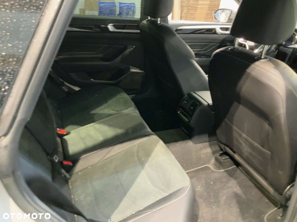 Volkswagen Arteon 2.0 TSI R-Line DSG - 6