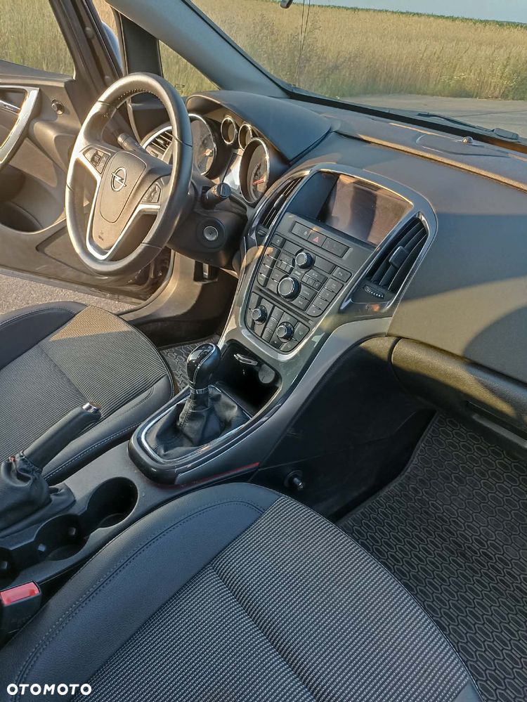 Opel Astra - 12