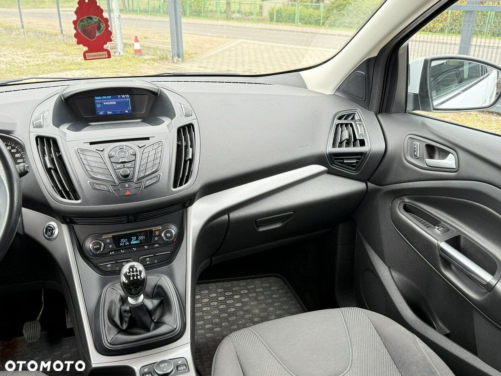Ford Kuga - 27