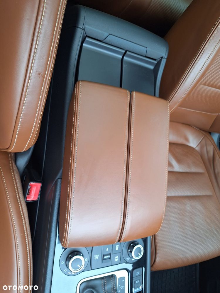Volkswagen Touareg 3.0 V6 TDI BMT X-Edition - 25