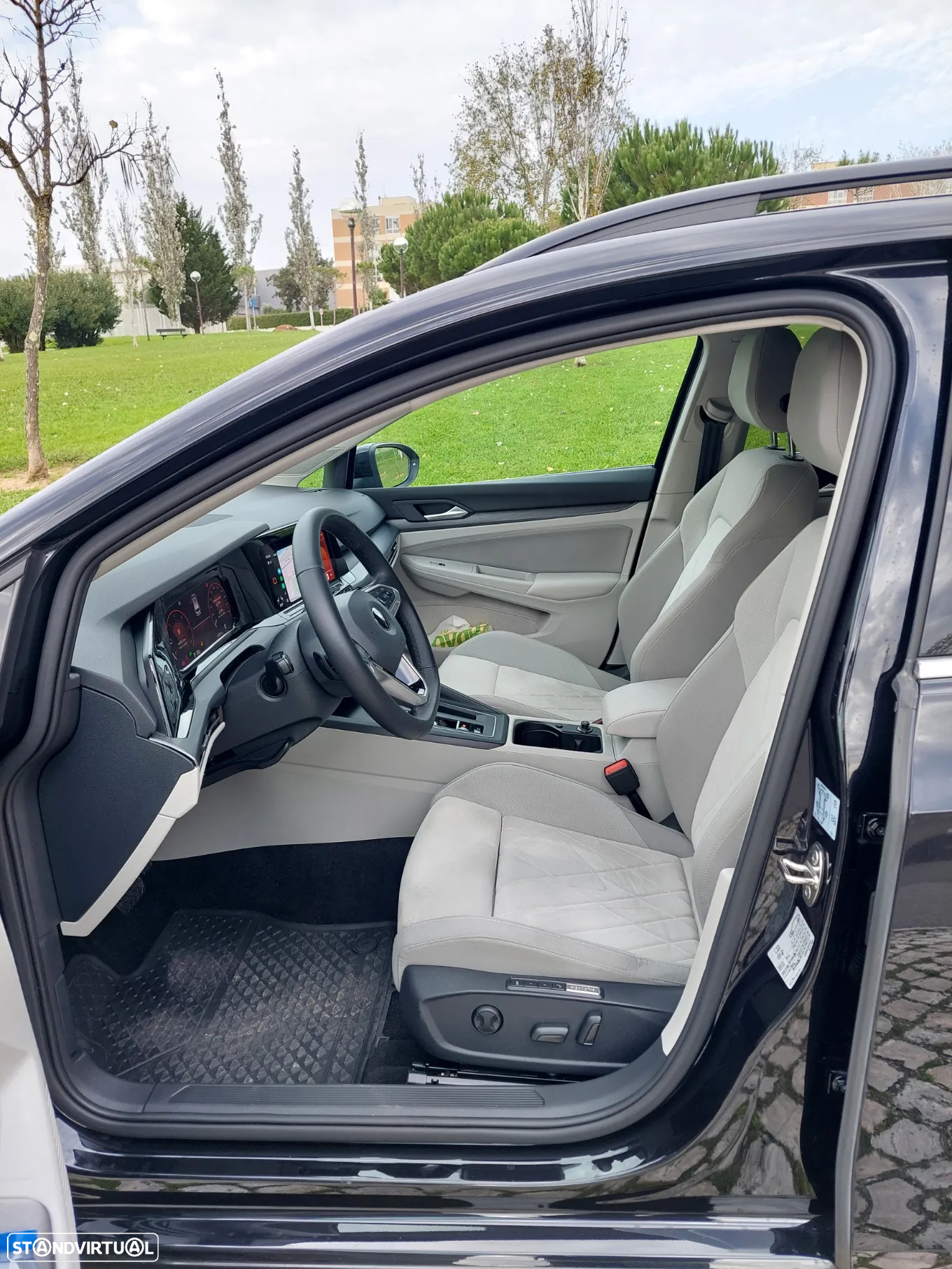 VW Golf Variant - 10